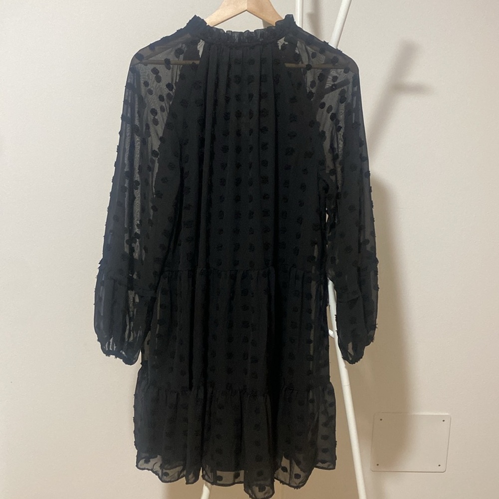Elegant Black Mini Dress - Picture 2 of 3